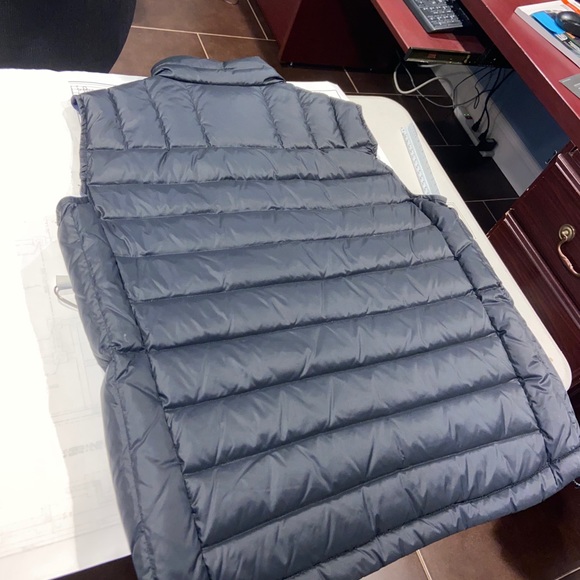 Lacoste Winter Vest L 52 - Picture 4 of 4